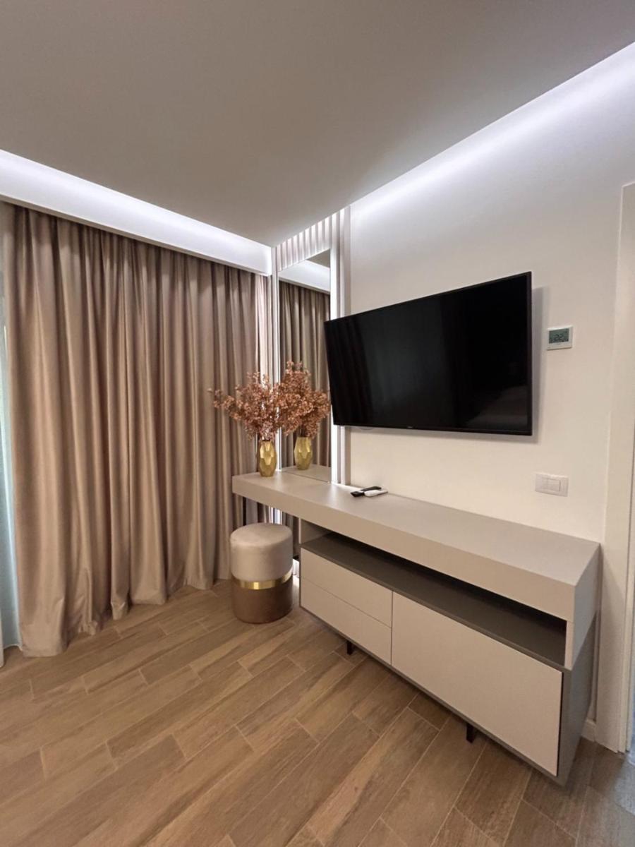 Monarc Boutique Aparthotel - Self Check-In Visan ภายนอก รูปภาพ