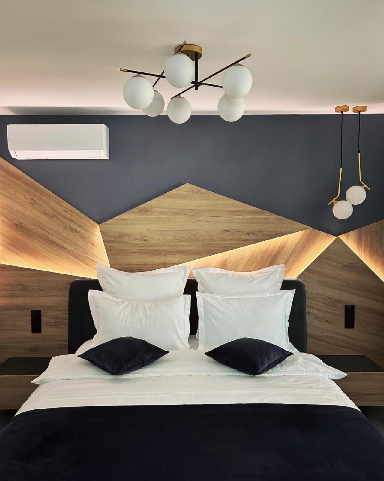 Monarc Boutique Aparthotel - Self Check-In Visan ภายนอก รูปภาพ